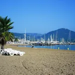 Marina, De Parel Aan De Cote D'azur