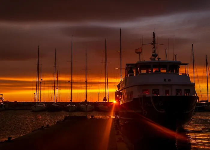 Marina, De Parel Aan De Côte D'azur Appartement Hyères